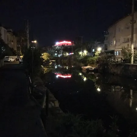 Blue Yacht Marina 아파트호텔 4*